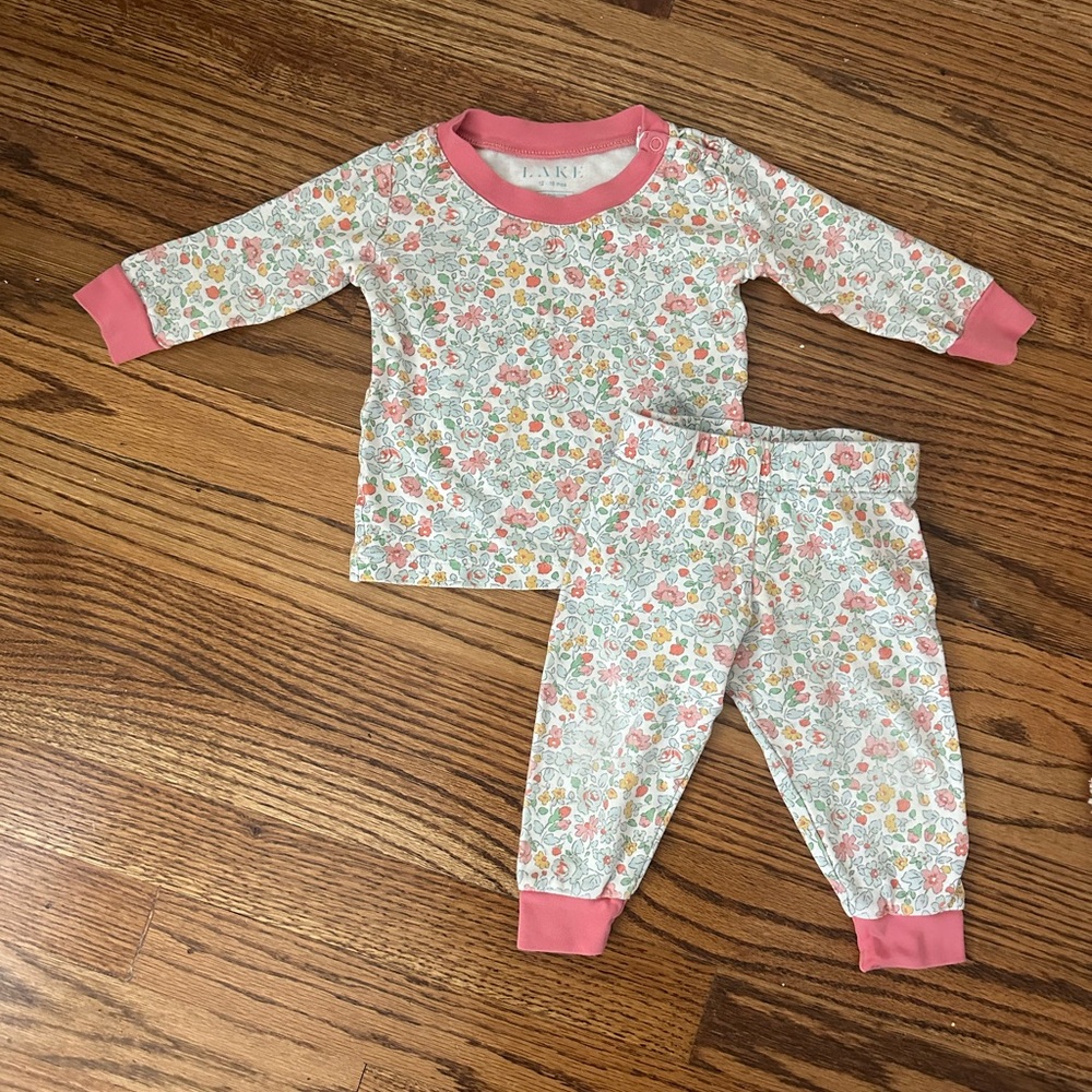 LAKE Baby Floral Pajama Set, 6-12 months